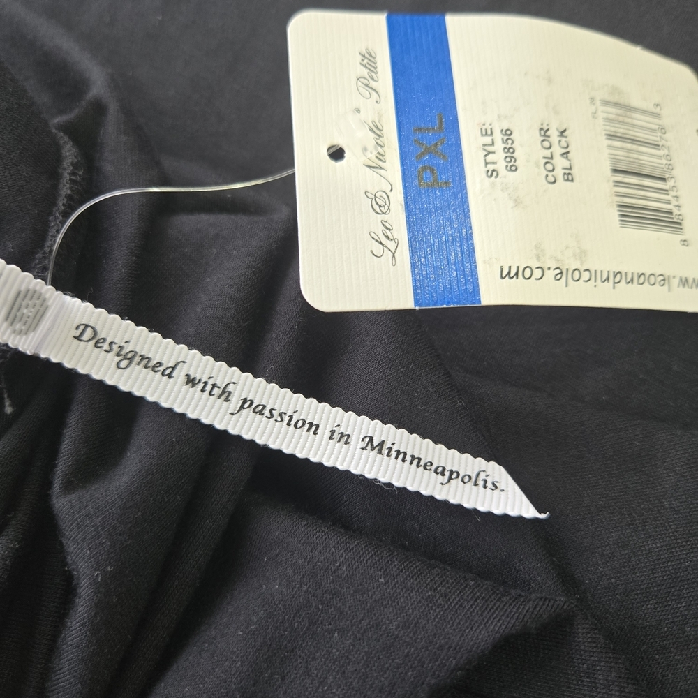 Leo & Nicole Black Mock Neck Top NWT Size PXL - Picture 8 of 9